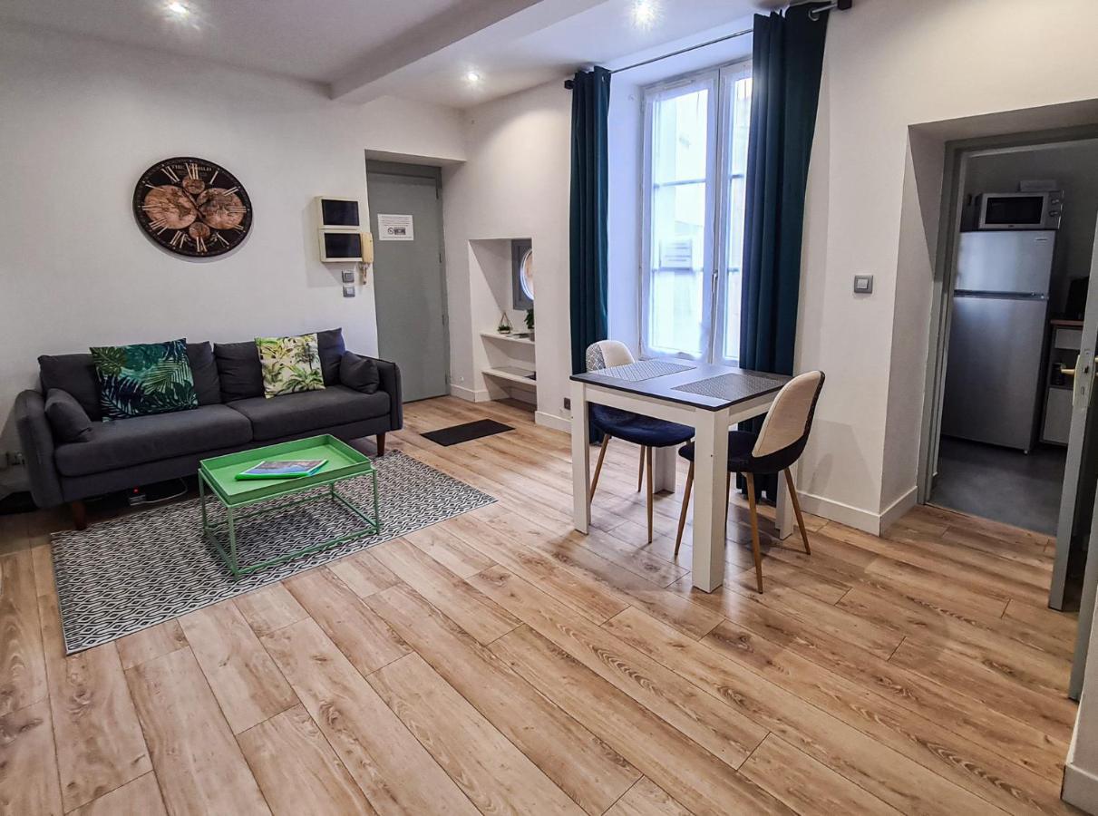 Saint Cyprien + Parking Privatif Appartement *